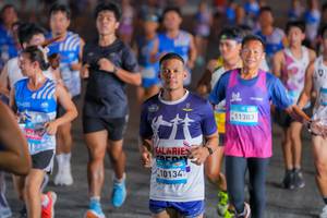 BIB: 40480, 10134, 11303
                            <button type="button" onclick="openModal(23062855)" class="btn btn-primary btn-sm float-right btn-popup" data-toggle="modal" data-target=".modal-high-quality">
                        <i class="fas fa-shopping-cart"></i> Add to Cart
                    </button>
                                            <button type="button" onclick="isThisMe(23062855, true)" class="btn btn-success btn-sm float-right btn-popup btn-isme hidden" data-toggle="tooltip" data-placement="bottom" title="นี่คือรูปของคุณใช่ไหม คลิกที่นี่เพื่อเอาเข้าอัลบั้ม">
                        <i class="fas fa-plus"></i> Add to album
                    </button>
                    <button type="button" onclick="isThisMe(23062855, false)" class="btn btn-warning btn-sm float-right btn-popup btn-isnotme hidden">
                        <i class="fas fa-ban"></i> Remove from album
                    </button>